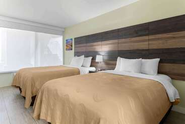 هتل Quality Inn University North I75