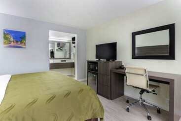 هتل Quality Inn University North I75