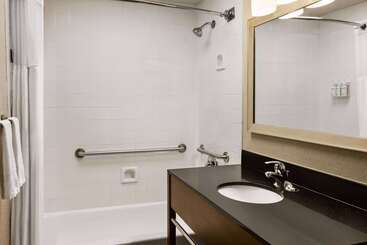 هتل Ramada By Wyndham Albuquerque Airport