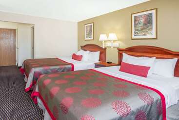 هتل Ramada By Wyndham Columbia
