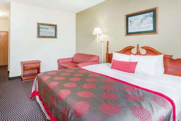 هتل Ramada By Wyndham Columbia