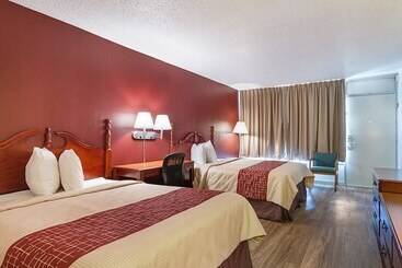 هتل Red Roof Inn Montgomery  Midtown