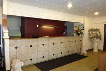 هتل Red Roof Inn Montgomery  Midtown