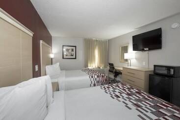 هتل Red Roof Inn Raleigh North Crabtree Mall Pnc Arena