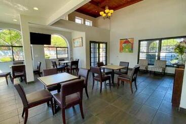 هتل Rodeway Inn Milpitas Near Great Mall