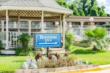 هتل Rodeway Inn