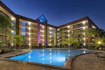 هتل Rosen Inn Lake Buena Vista