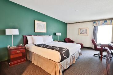 هتل The View Inn & Suites Bethlehem / Allentown / Lehigh Airport