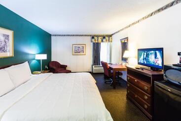 هتل The View Inn & Suites Bethlehem / Allentown / Lehigh Airport