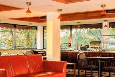 هتل The View Inn & Suites Bethlehem / Allentown / Lehigh Airport