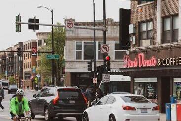 هتل Versey Chicago Lincoln Park