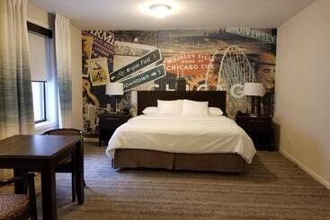 هتل Versey Chicago Lincoln Park