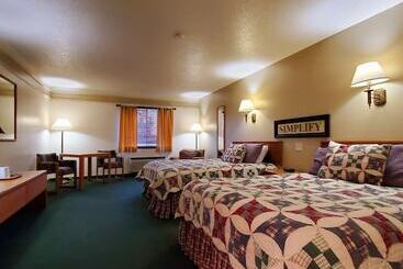 Covered Wagon Motel
