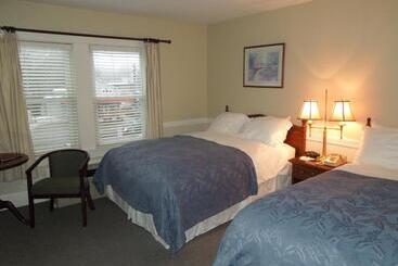 Eastern Slope Inn Resort