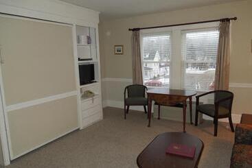 Eastern Slope Inn Resort