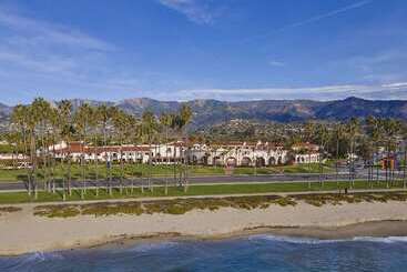Hilton Santa Barbara Beachfront Resort