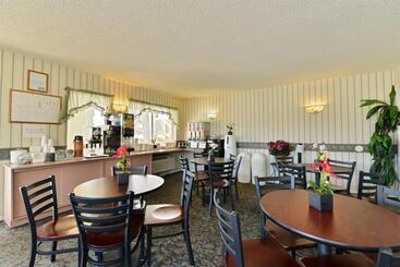 هتل Americas Best Value Inn Satellite Beach Melbourne