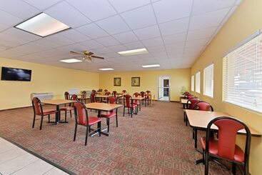 هتل Americas Best Value Inn Tulsa I 44