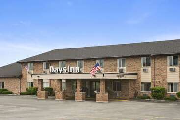 هتل Baymont By Wyndham Manistee