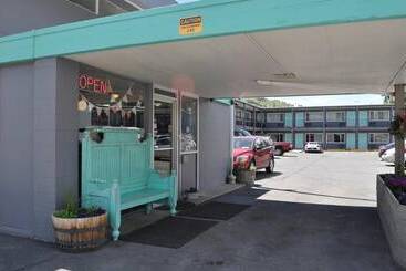هتل Budget Inn Express Helena