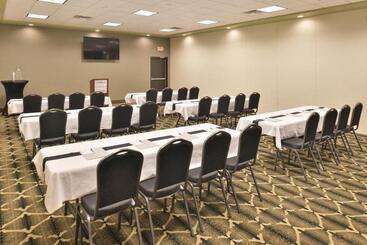 酒店 Cottonwood Inn And Conference Center