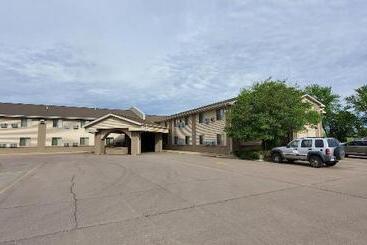 酒店 Cottonwood Inn And Conference Center