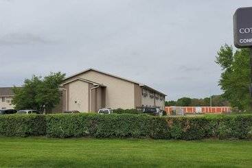 酒店 Cottonwood Inn And Conference Center