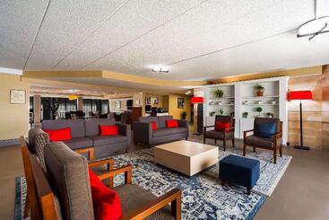 هتل Country Inn & Suites By Radisson, Lincoln Airport, Ne