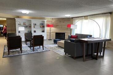 هتل Country Inn & Suites By Radisson, Lincoln Airport, Ne
