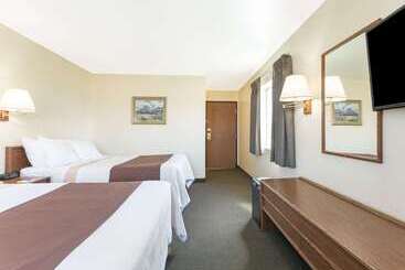 هتل Days Inn By Wyndham Missoula Airport