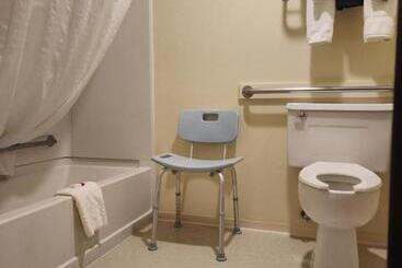 هتل Days Inn By Wyndham Missoula Airport