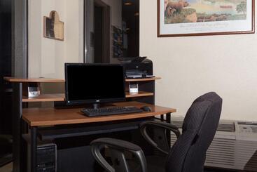 هتل Days Inn By Wyndham Missoula Airport