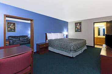 هتل Days Inn By Wyndham Oklahoma City Fairground