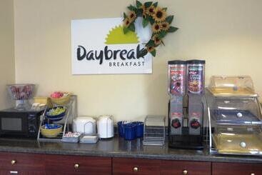 هتل Days Inn By Wyndham Plainfield