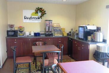 هتل Days Inn By Wyndham Plainfield