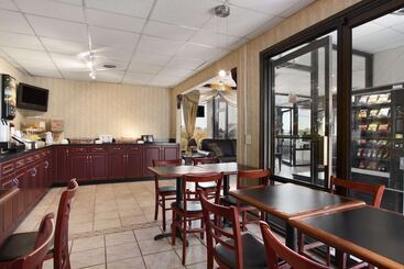 هتل Days Inn By Wyndham Salisbury