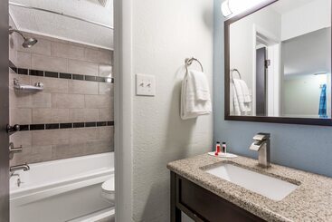 هتل Days Inn By Wyndham Salisbury