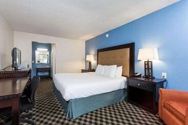 هتل Days Inn By Wyndham Salisbury