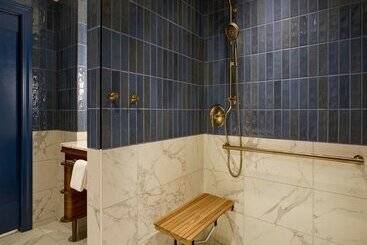 هتل Dearborn Inn, Autograph Collection