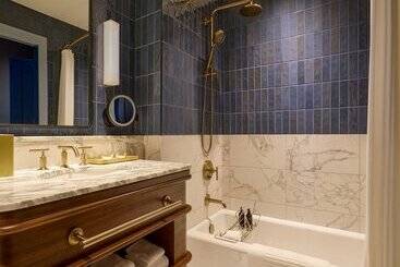 هتل Dearborn Inn, Autograph Collection