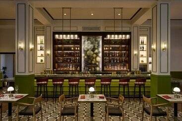 هتل Dearborn Inn, Autograph Collection