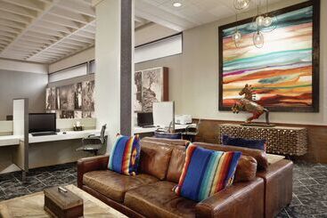 Doubletree By Hilton Hotel Albuquerque