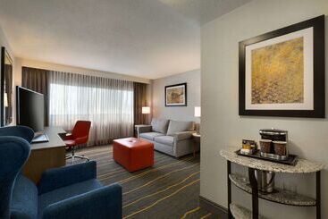 Doubletree By Hilton Hotel Albuquerque