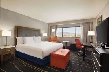 Doubletree By Hilton Hotel Albuquerque