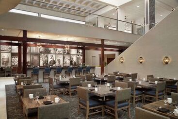 Doubletree By Hilton Hotel Albuquerque