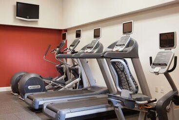 هتل Doubletree By Hilton Austin