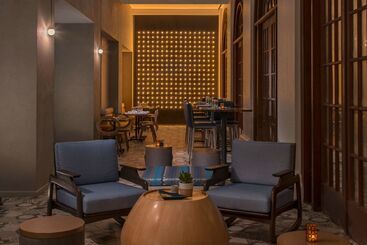 هتل Doubletree By Hilton Austin