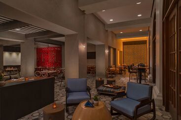 هتل Doubletree By Hilton Austin