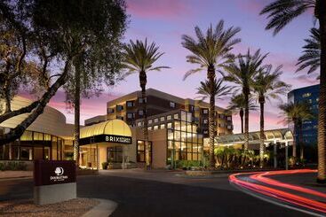 هتل Doubletree Suites By Hilton Phoenix