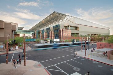 هتل Doubletree Suites By Hilton Phoenix